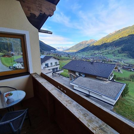 Plush Apartment With Mountain Views Neustift im Stubaital Extérieur photo